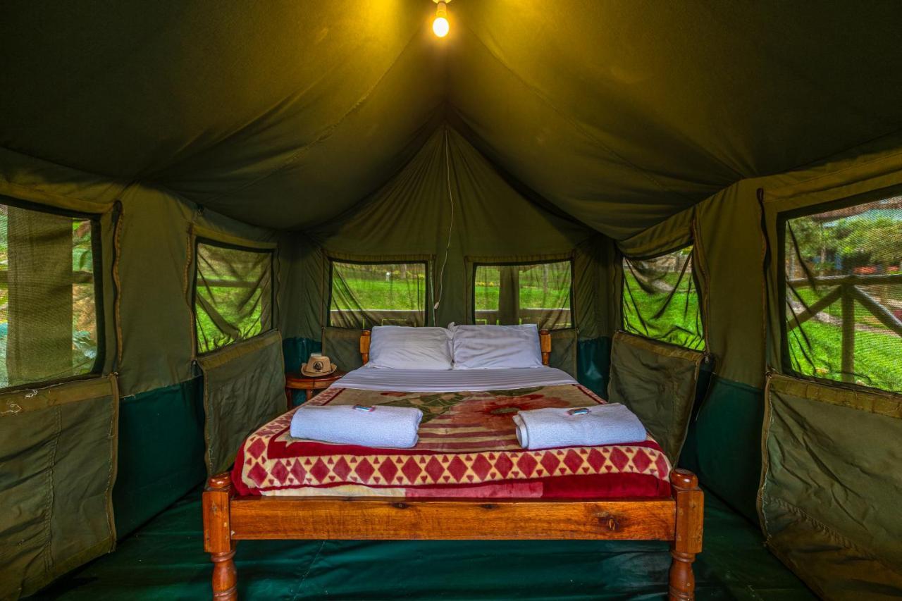 Kabale Bunyonyi Overland Resort מראה חיצוני תמונה